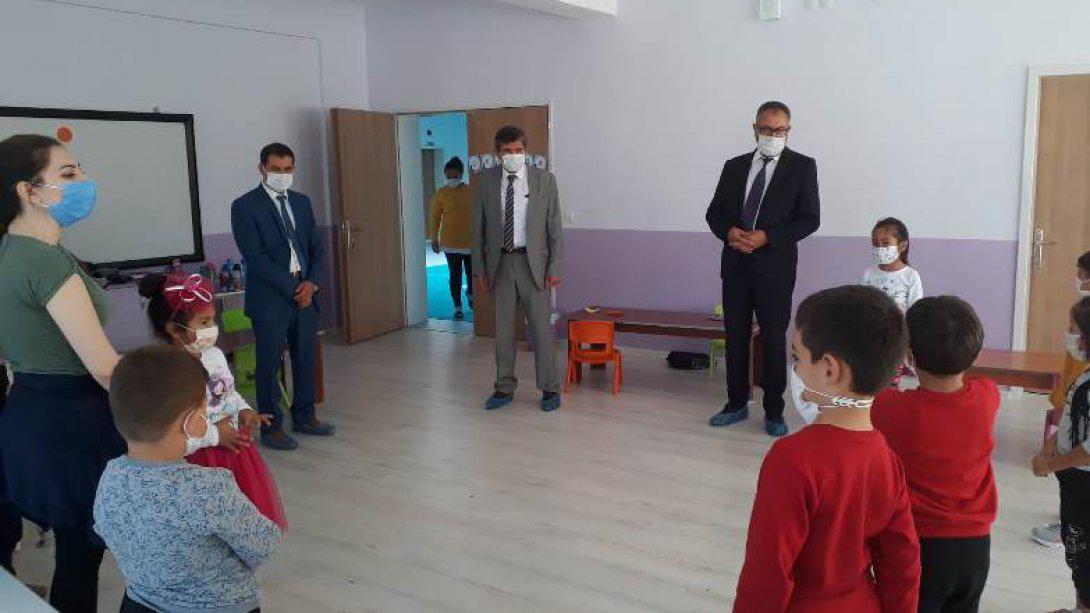 İl Milli Eğitim Müdür Vekili Sayın Fatih AKÇİL Dinar Toki Anaoku'nu ziyaret ettti.