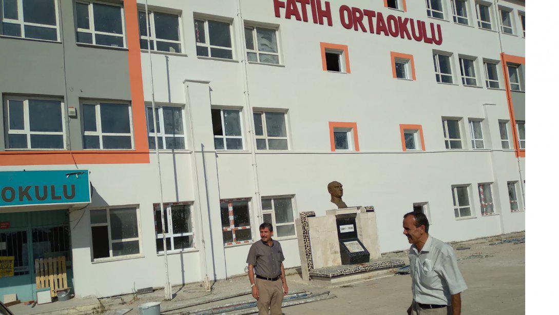 Dinar İlçe Milli Eğitim Müdürü Ufuk TAŞBAŞ ve Şube Müdürü Abdullah CENKCİ Fatih Ortaokulu Ziyareti