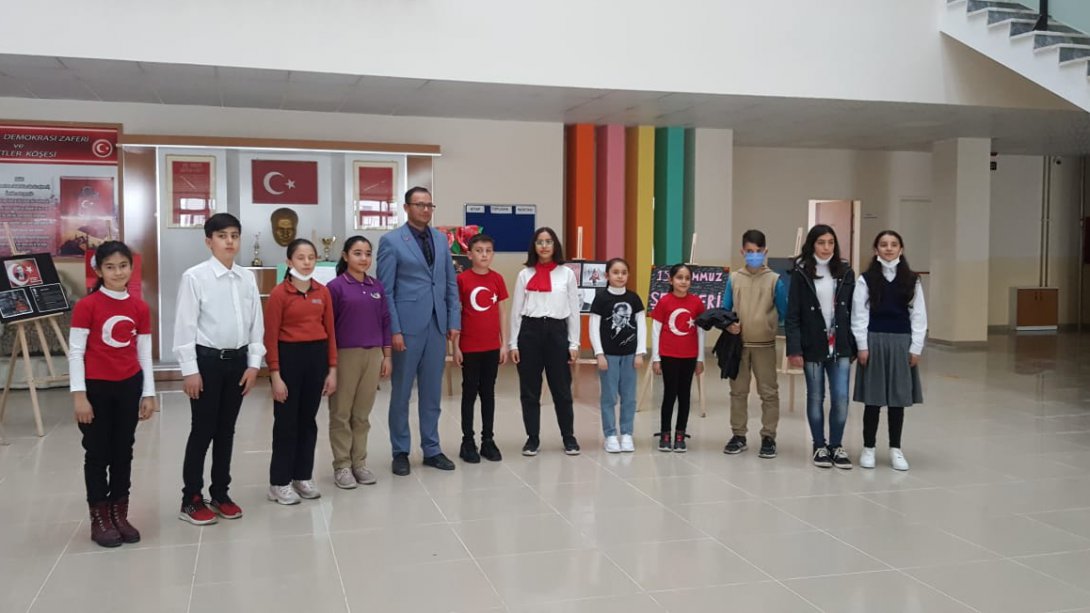 Ortaokullar Arası İstiklal Marşı'nı En Güzel Okuma Yarışması