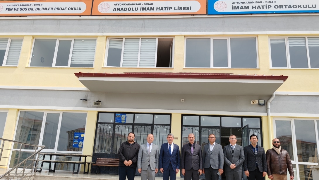 Dinarda Okullar Tatil mi?